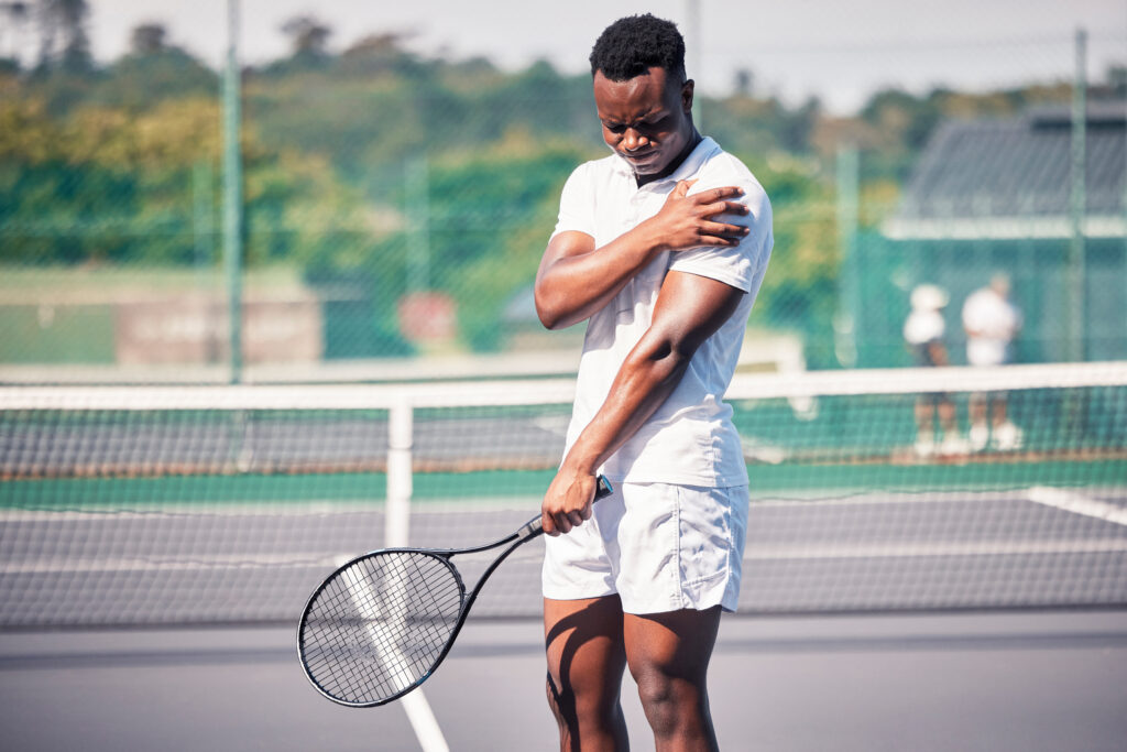 tennis player with shoulder pain